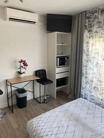 Calme-appartement شقة *